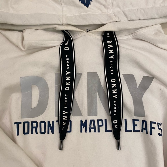 DKNY🤩Toronto Maple Leafs, Cropped Hoodie Long Sleeve! - Picture 2 of 9